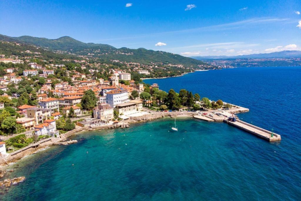 Apartman Barocco Lovran Exterior foto