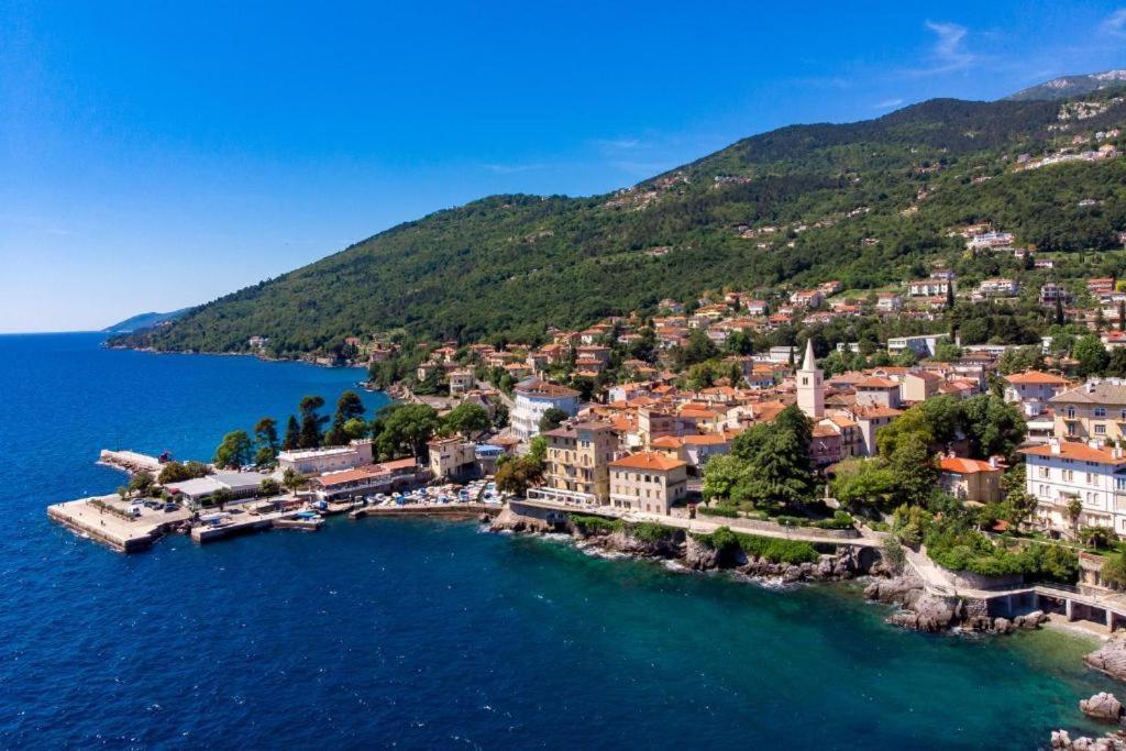 Apartman Barocco Lovran Exterior foto