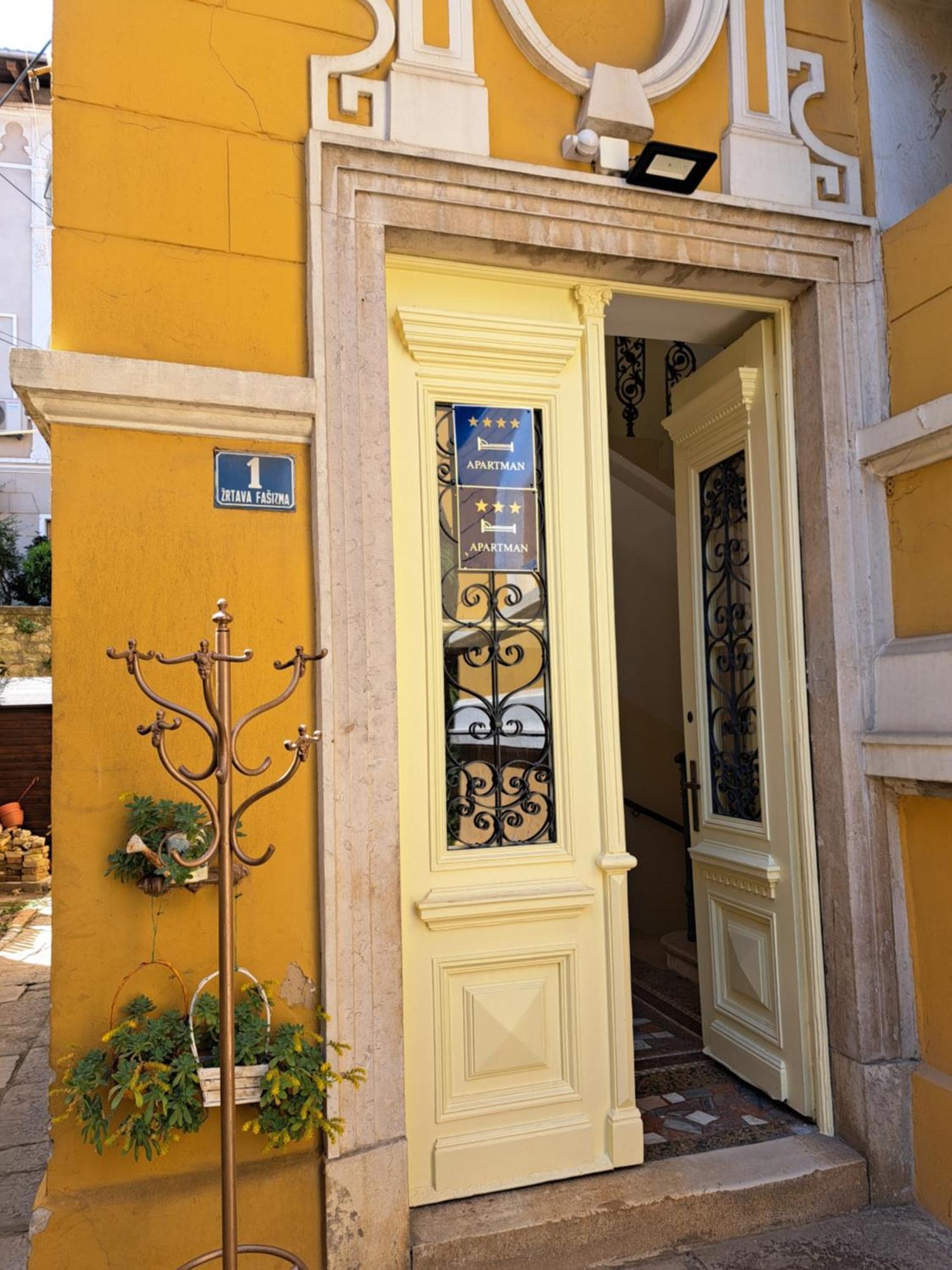 Apartman Barocco Lovran Exterior foto